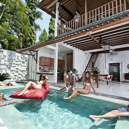 3BR Villa Hari - Minggu Villas Seminyak Luaran gambar